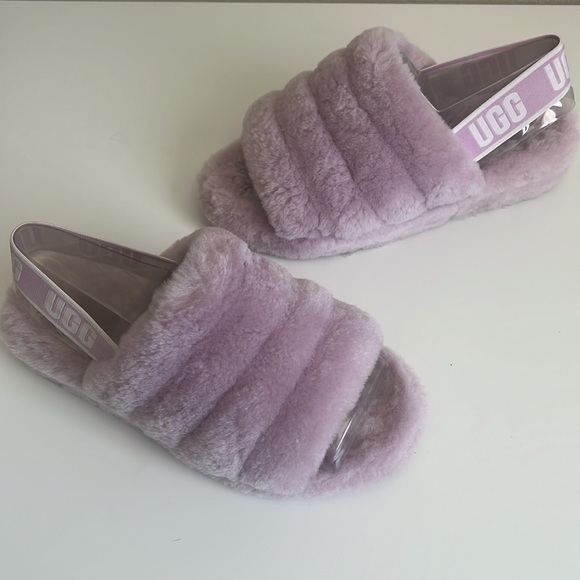 UGG® Fluff Yeah Slide Seashell Pink Size 7 w/ original box - Picture 2 of 7